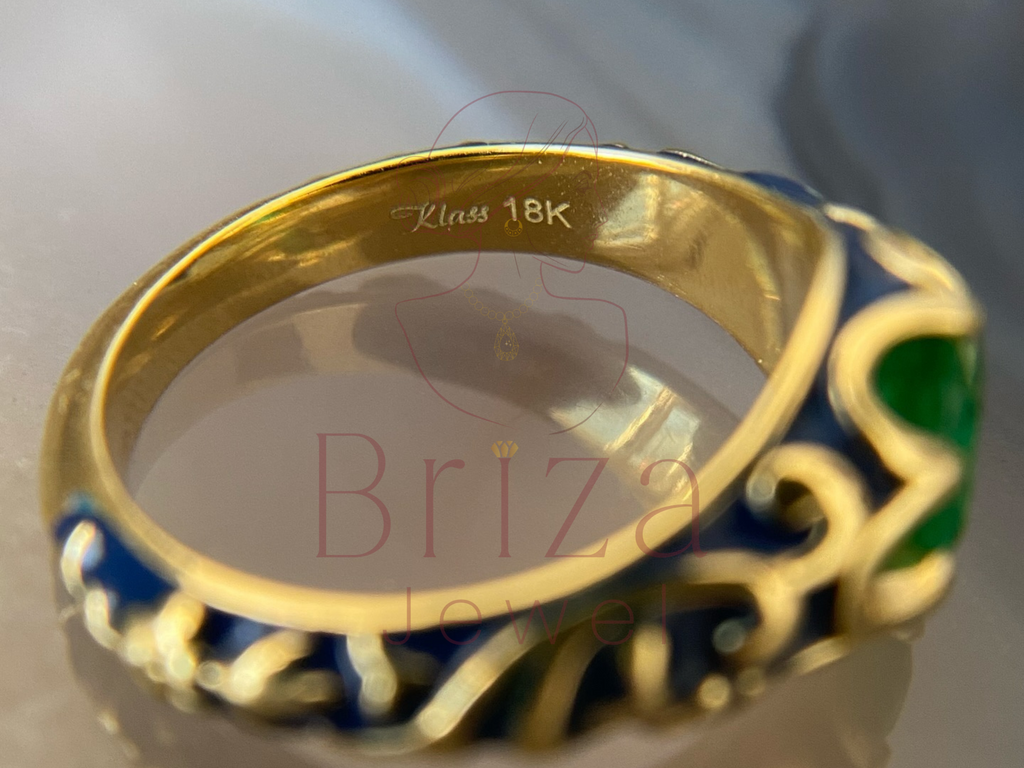 Vintage Emerald Ring with Classic Gold Enamel Birthstone