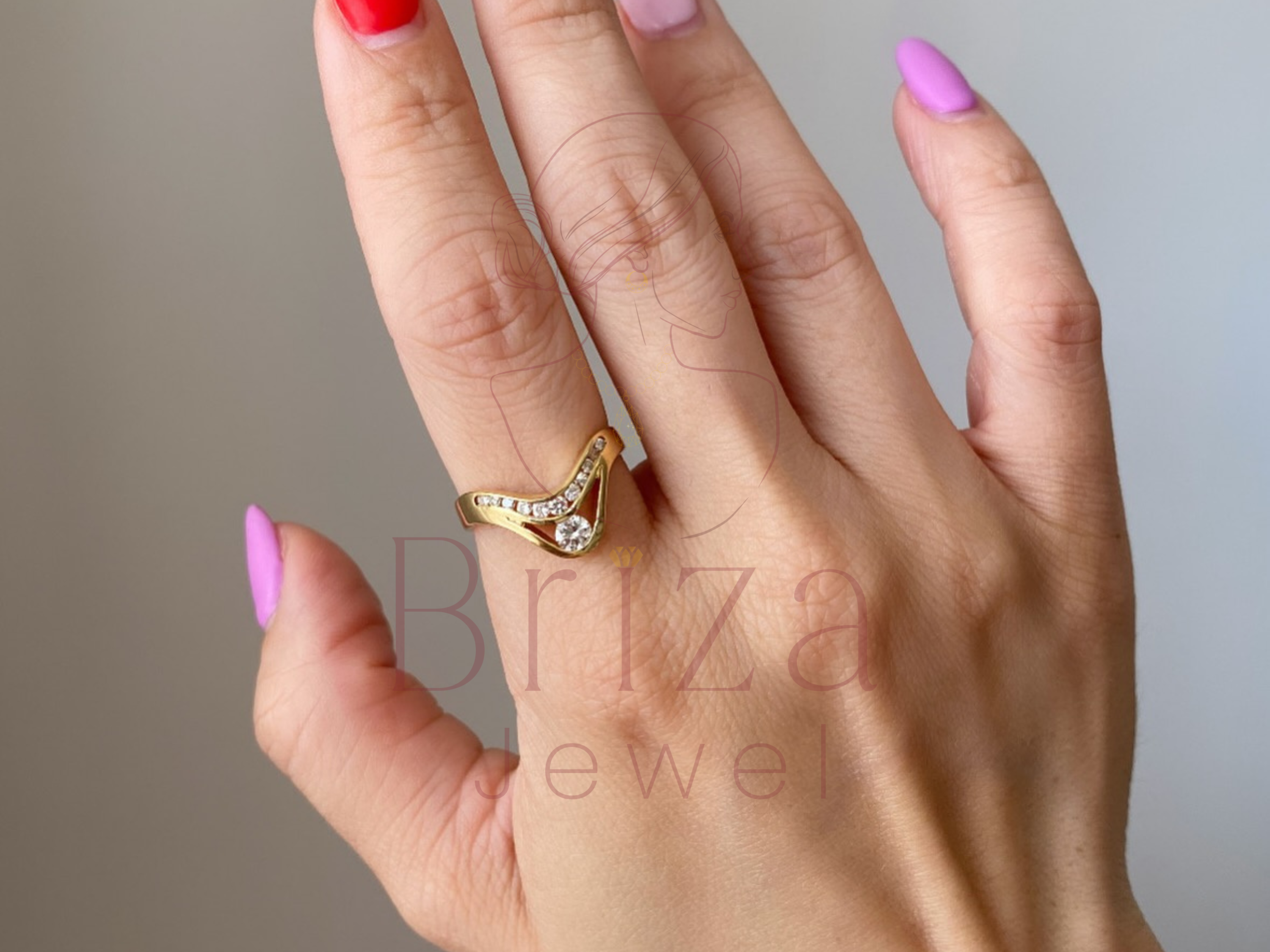 modern chevron diamond promise ring in gold