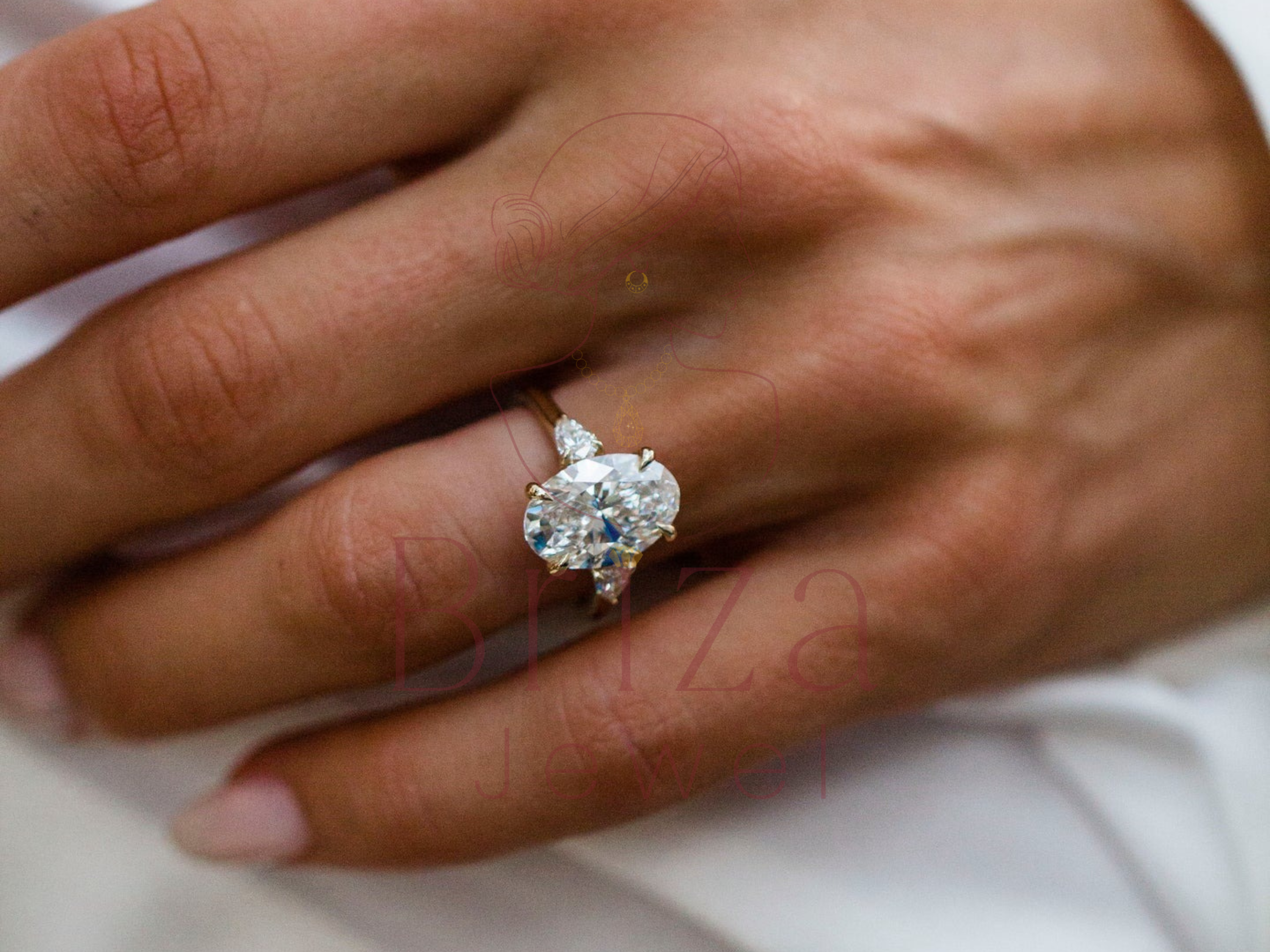 Oval Cut Engagement Ring – Vintage Gold Moissanite Bridal Ring