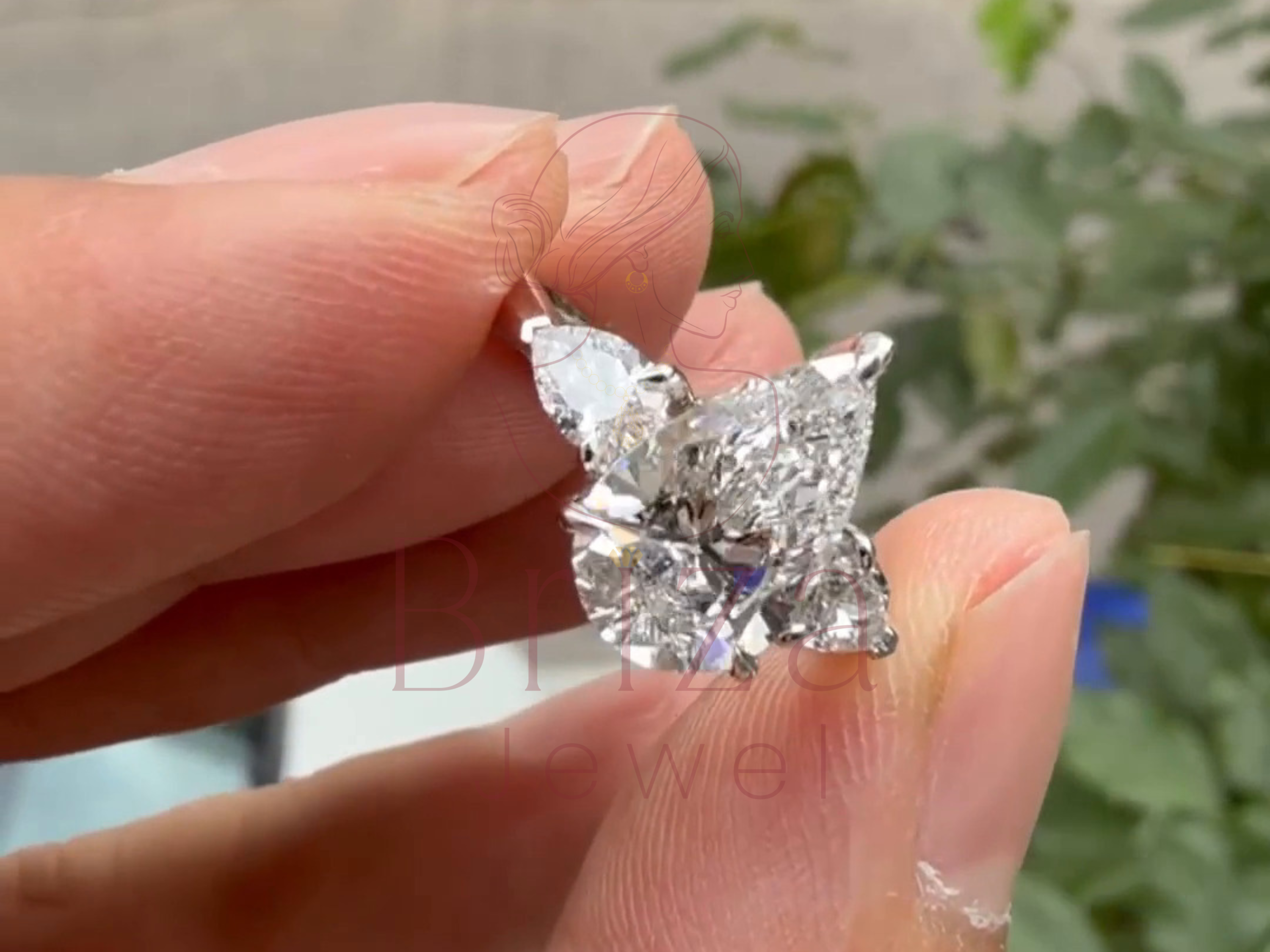 Lab Grown Diamond Engagement Ring | Pear Three Stone