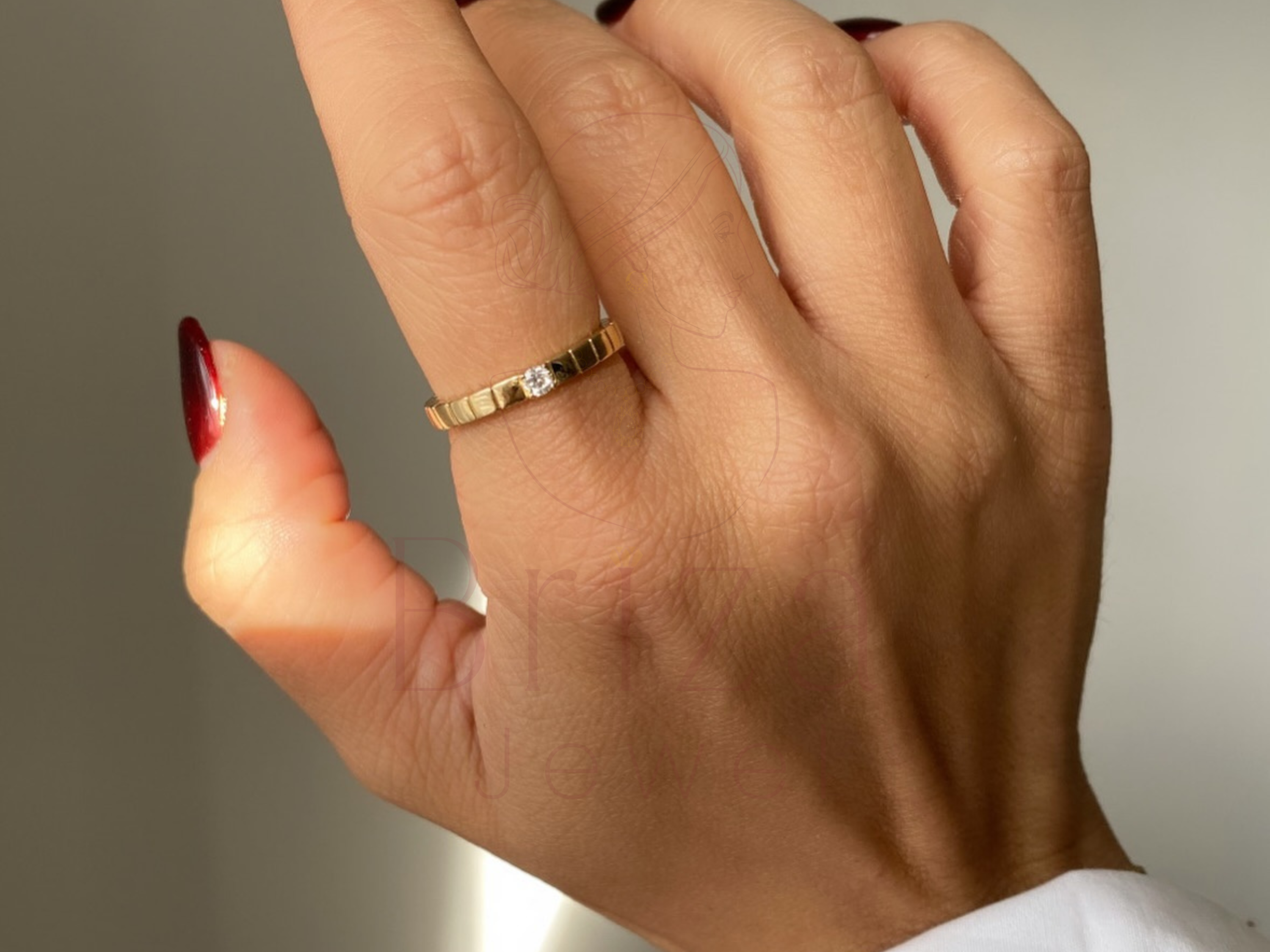 Unisex Wedding Band | Moissanite Solitaire Gold Ring