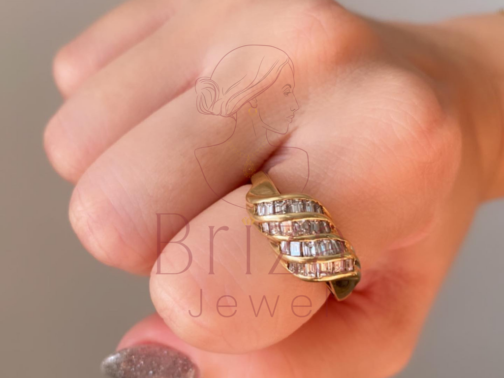 Gold Cocktail Ring with 18K Baguette Diamond Wave