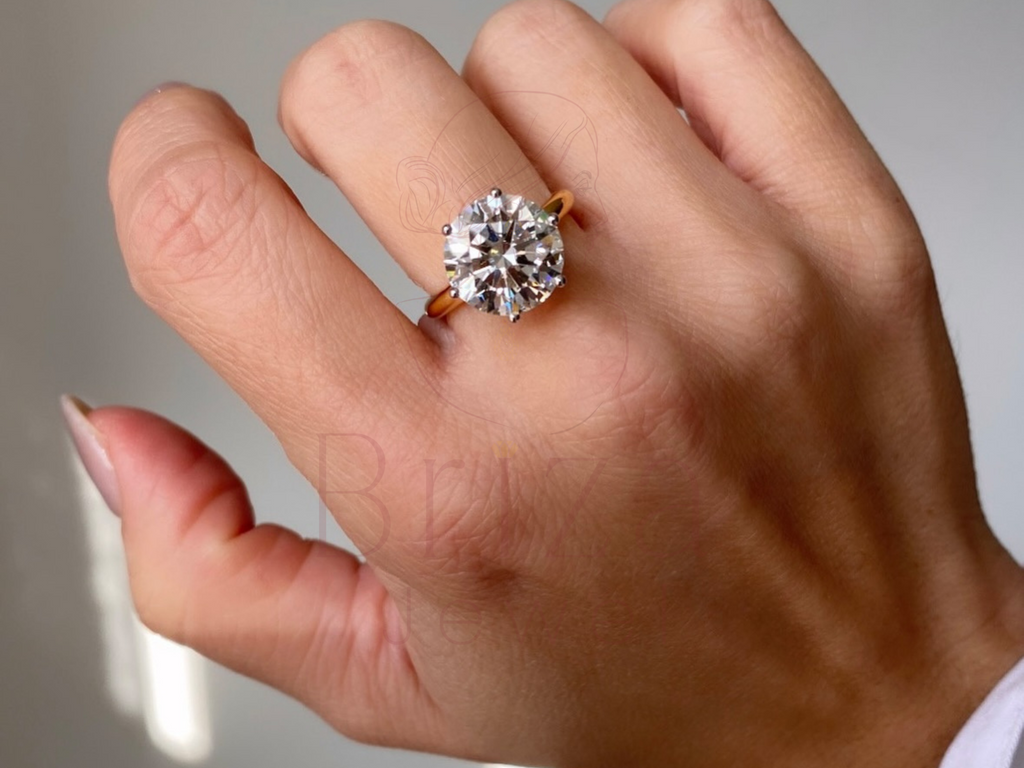 Round Diamond Solitaire Engagement Ring With 6 Prong Gold