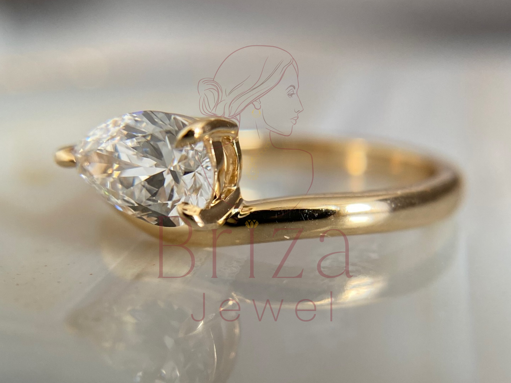 Pear Engagement Ring with Minimalist Teardrop Diamond