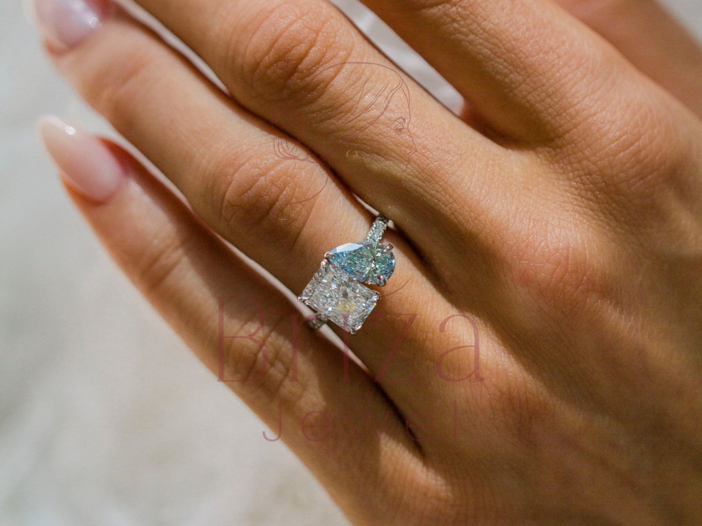 Mother Ring Two Stone | Toi et Moi Pear & Radiant Diamond Ring