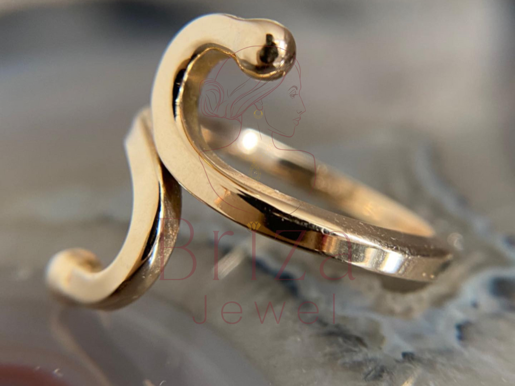 personalized gold letter jewelry with sleek open style