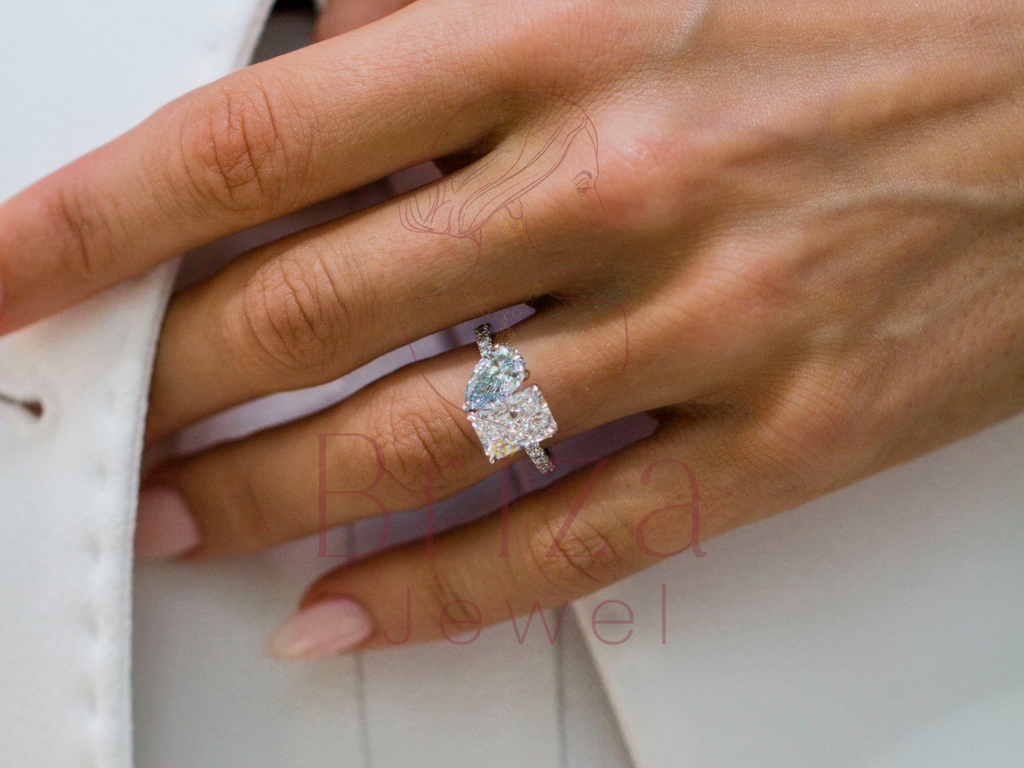 Mother Ring Two Stone | Toi et Moi Pear & Radiant Diamond Ring