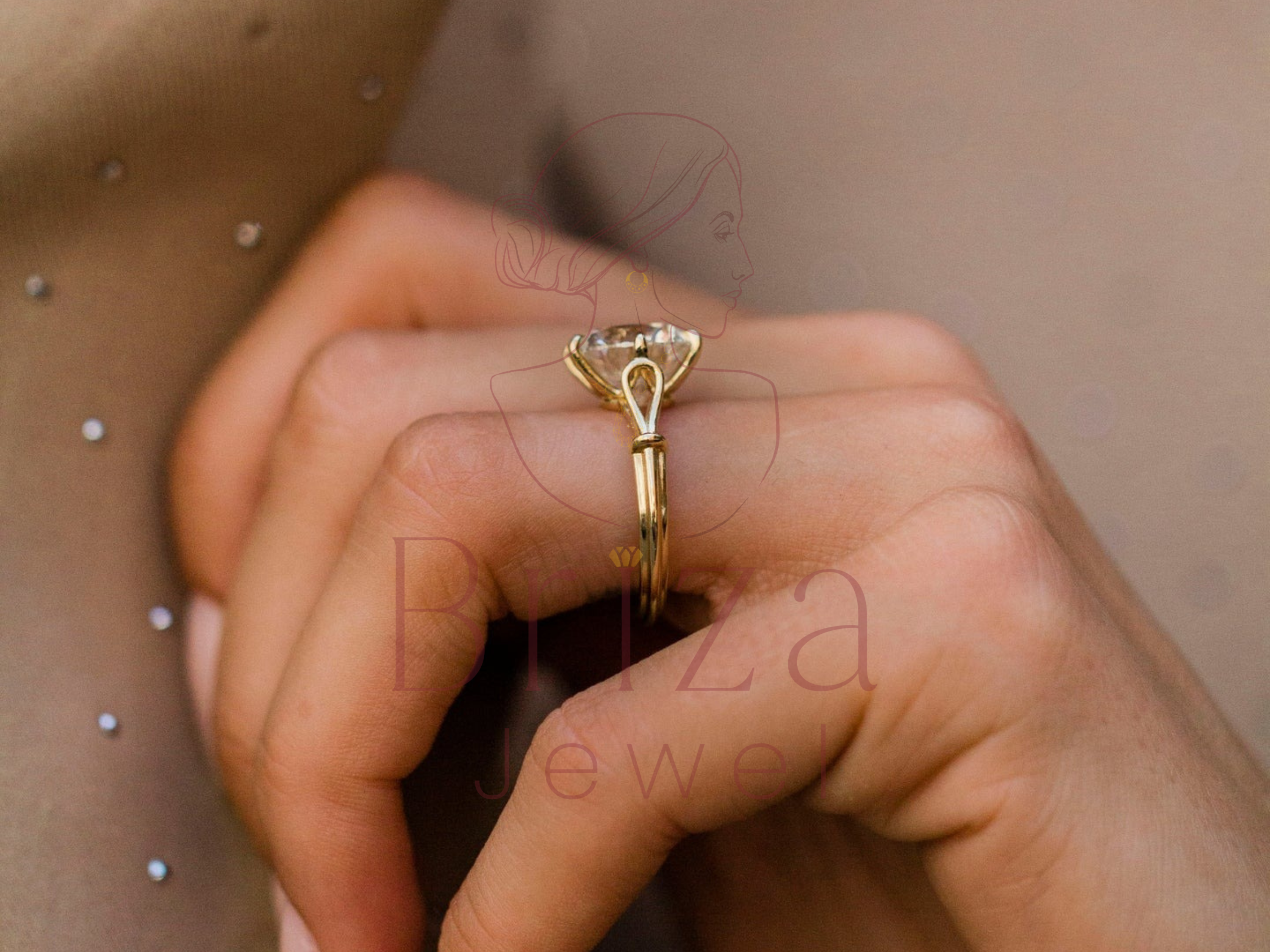 5 Carat Round Diamond Ring – Timeless 18K Gold Engagement