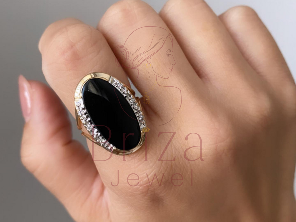 Women's Black Wedding Ring | Oval Black Gemstone Diamond