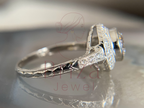 Halo Diamond Engagement Ring with 1.00 CT Round Cut