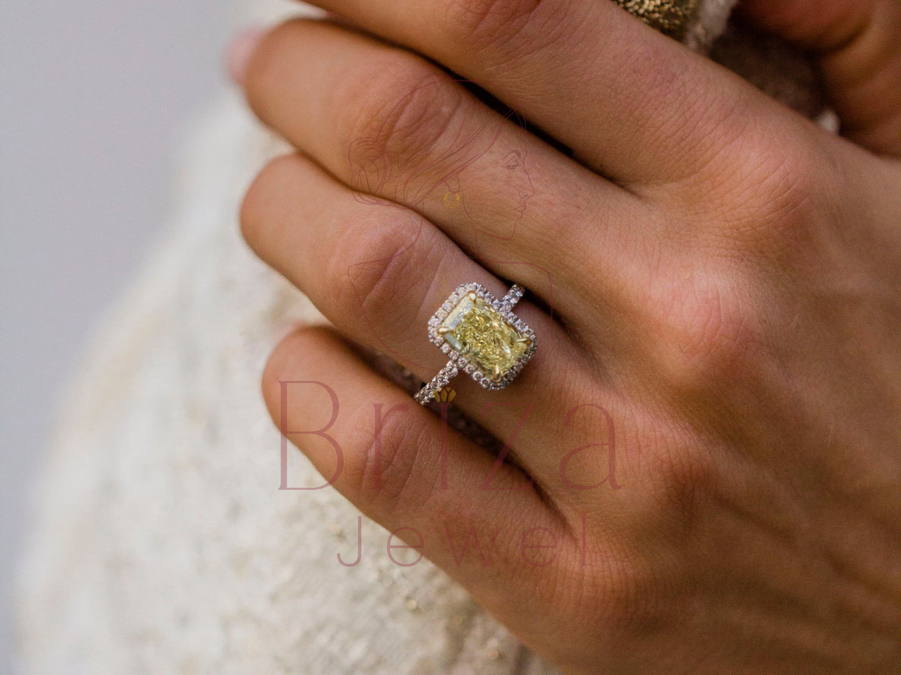 Yellow Gold Radiant Cut Engagement Ring – Halo Diamond Ring