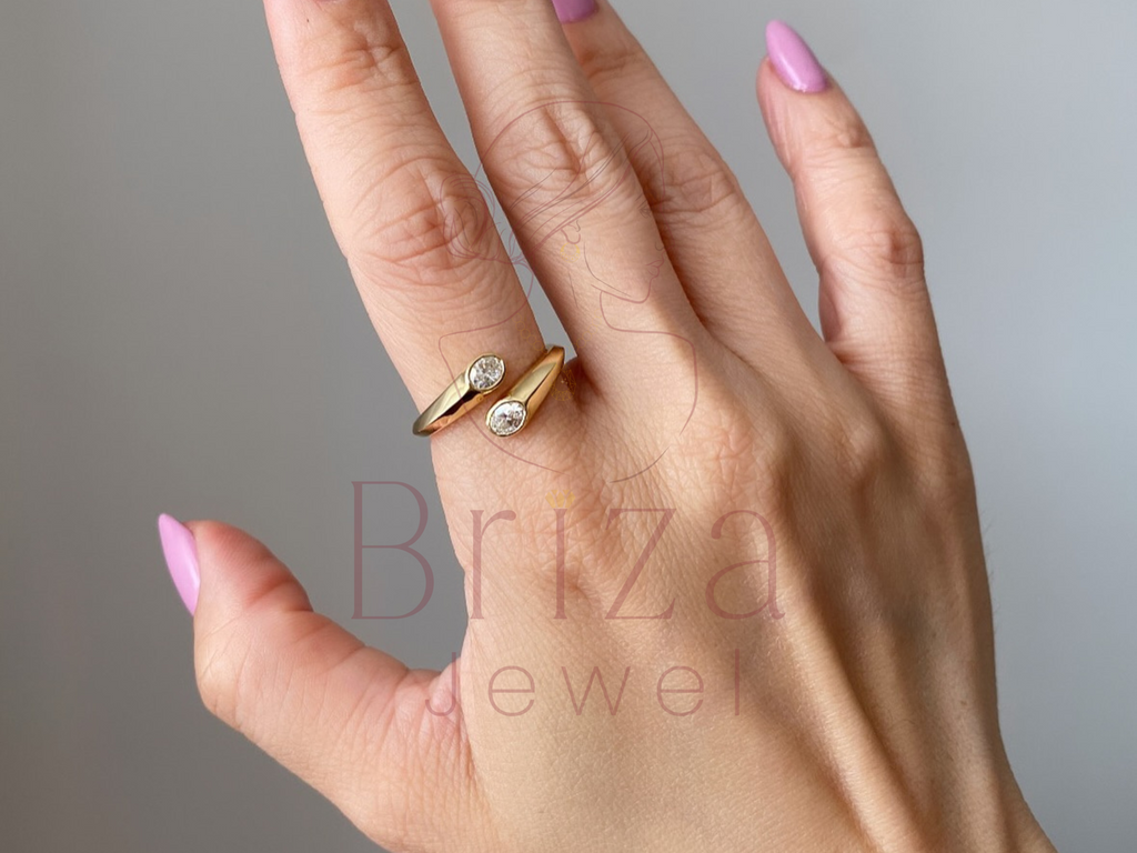 Bezel Engagement Ring with Modern Open Gold Band