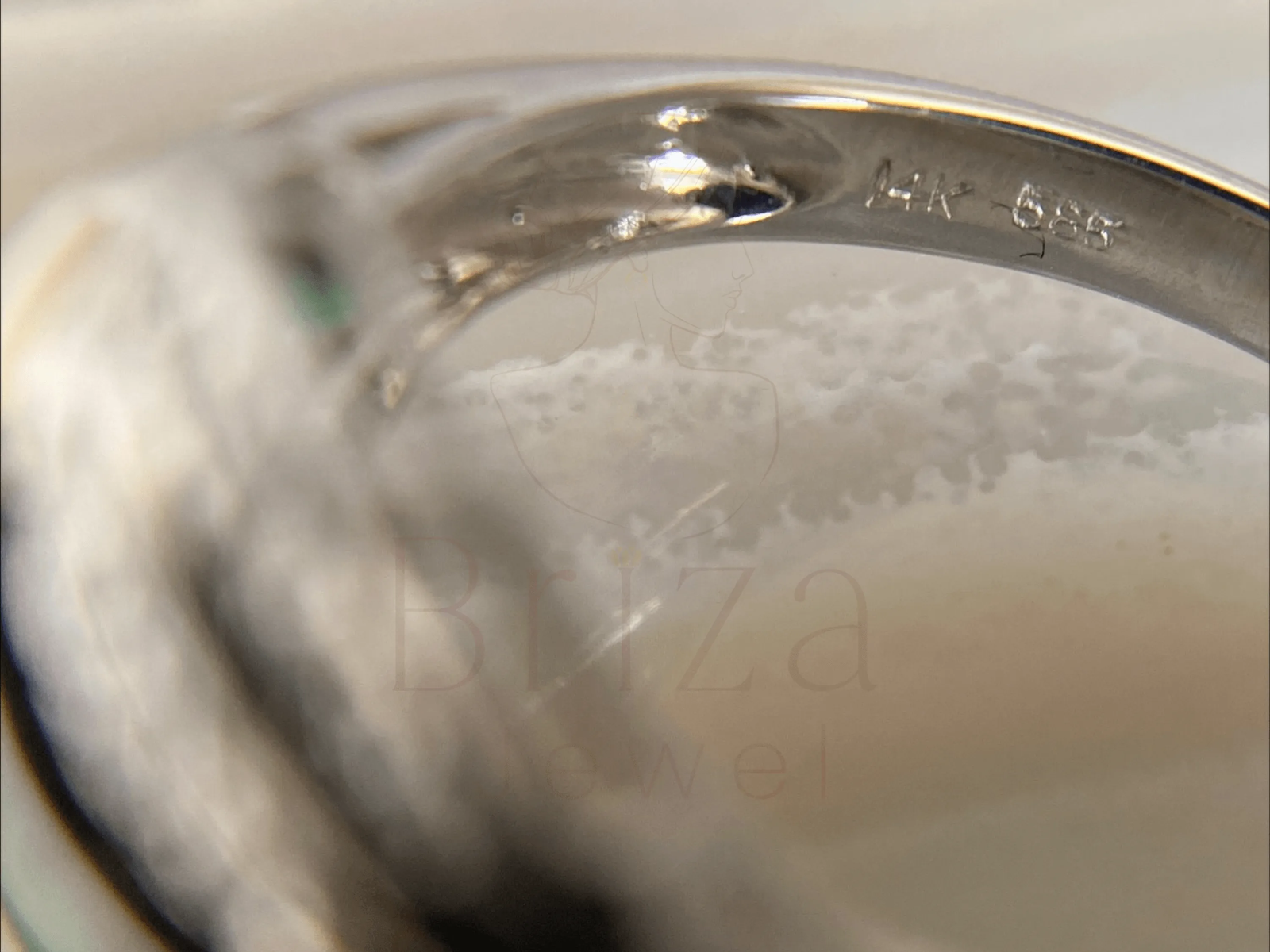 Cocktail Diamond Ring | White Gold Vintage Emerald Ring