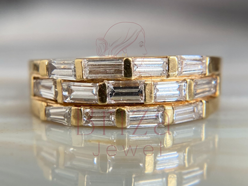Baguette Ring Band in Yellow Gold with Modern Geometric Design
