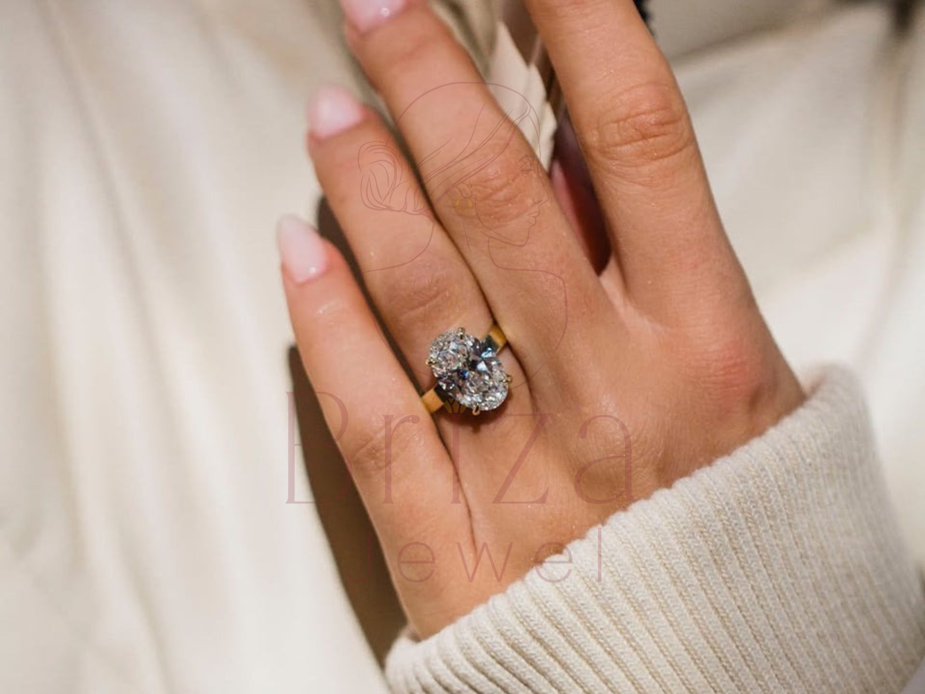 Oval Diamond Ring – Minimalist Gold Solitaire Bridal Ring