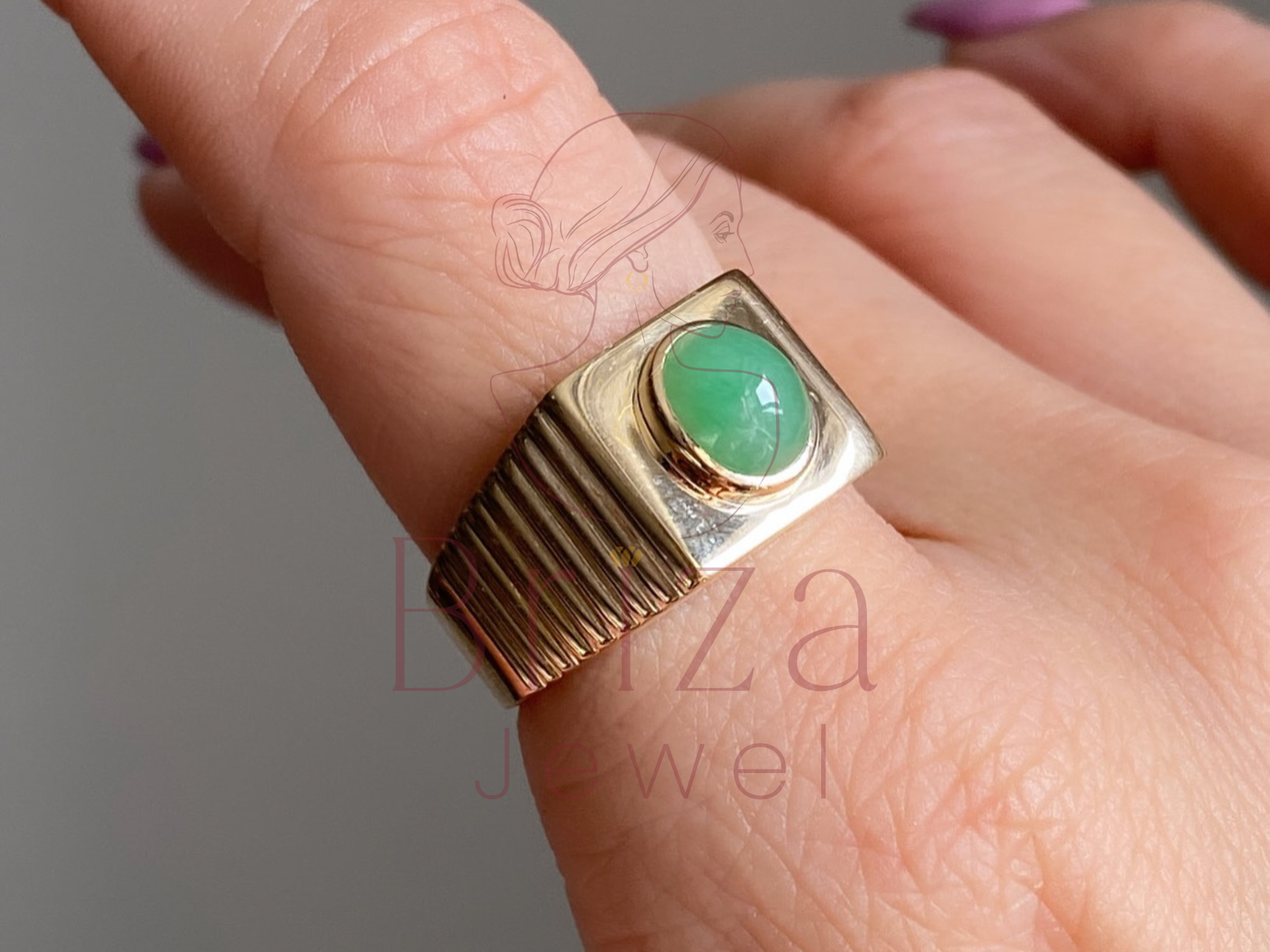 Green Jade Ring | Vintage Gold Signet Ring for Men & Women