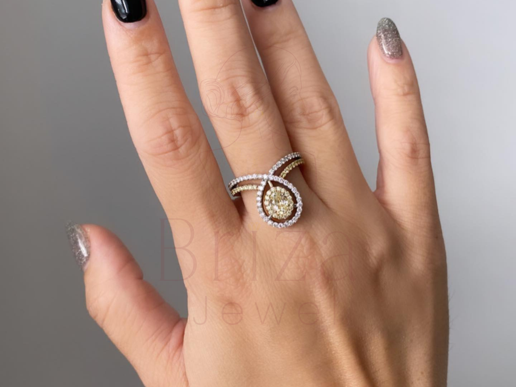 Lab Grown Diamond Ring | Yellow Diamond Halo Split Shank Gold