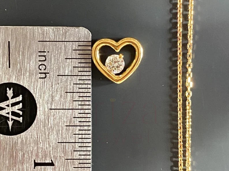 Heart Shape Diamond Pendant - Lab Grown Gold Minimalist Necklace | Briza Jewel