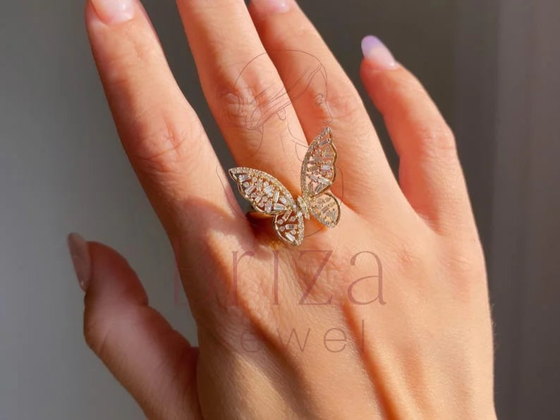 Butterfly Engagement Ring - Gold Baguette Diamond | Briza Jewel