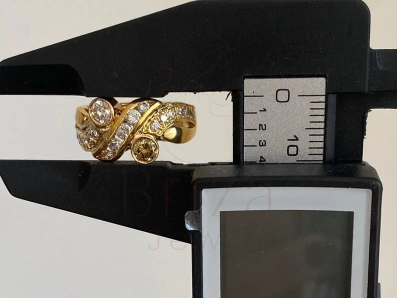 Diamond Swirl Ring - 18K Gold | Briza Jewel