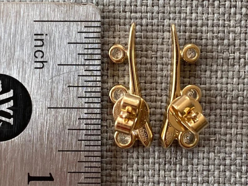 Lab Grown Diamond Earrings - Modern Curved Design | Briza Jewel