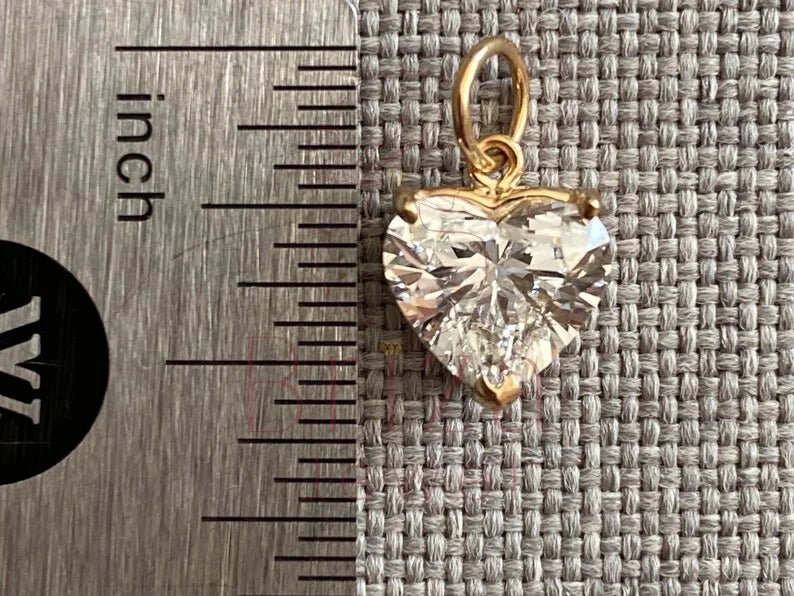 Gold Diamond Heart Pendant - Lab Grown Minimalist | Briza Jewel