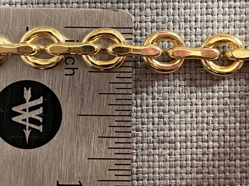Gold Link Chain Bracelet - Oval Minimalist | Briza Jewel