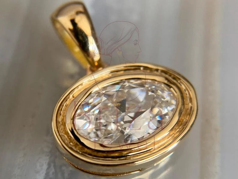 Oval Diamond Pendant - Lab Grown 14K Gold Solitaire | Briza Jewel