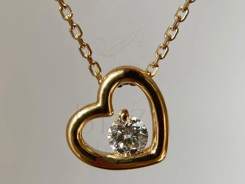 Heart Shape Diamond Pendant - Lab Grown Gold Minimalist Necklace | Briza Jewel