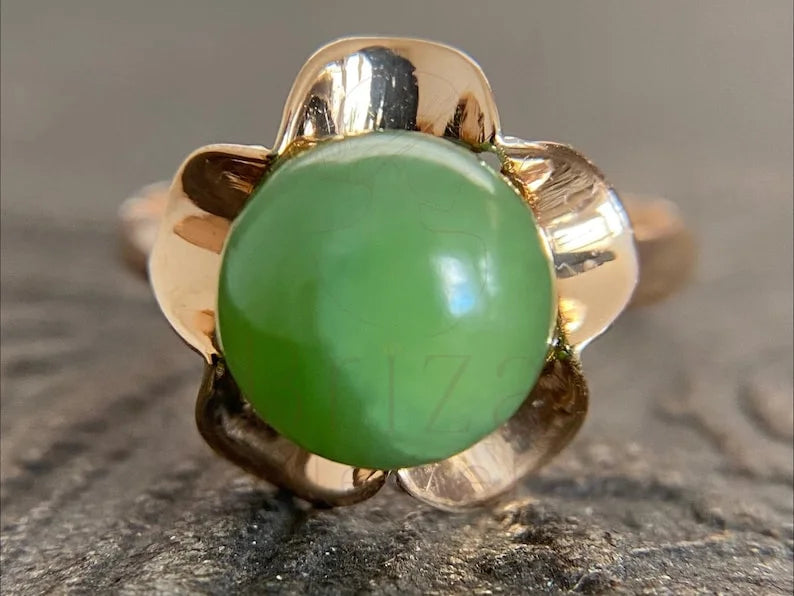 Green Jade Flower Ring - Vintage Style Ring | Briza Jewel