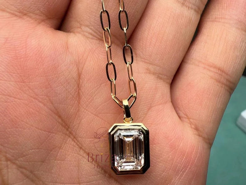 Emerald Cut Diamond Pendant | Briza Jewel