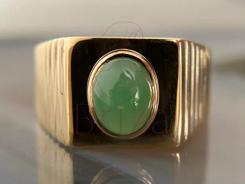 Green Jade Ring - Gold Vintage | Briza Jewel