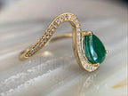 Pear Cut Emerald Ring - Lab Grown Gold Diamond | Briza Jewel