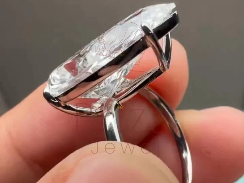 10 Carat Pear Shaped Diamond - Lab Grown | Briza Jewel