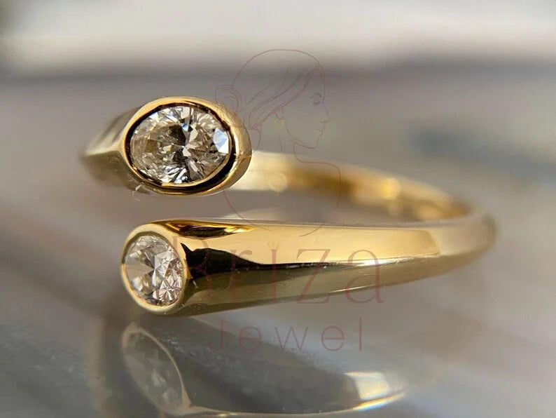 Bezel Engagement Ring - Gold | Briza Jewel