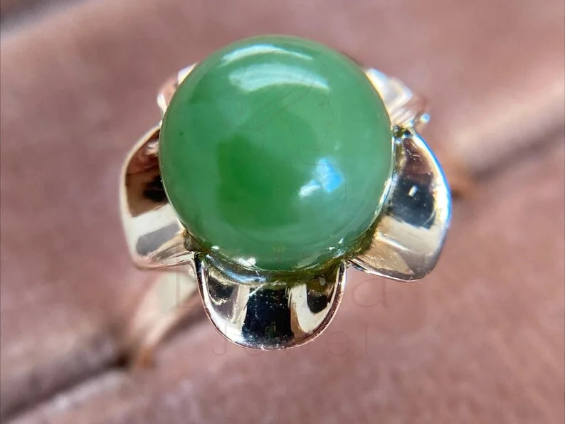 Green Jade Flower Ring - Vintage Style Ring | Briza Jewel