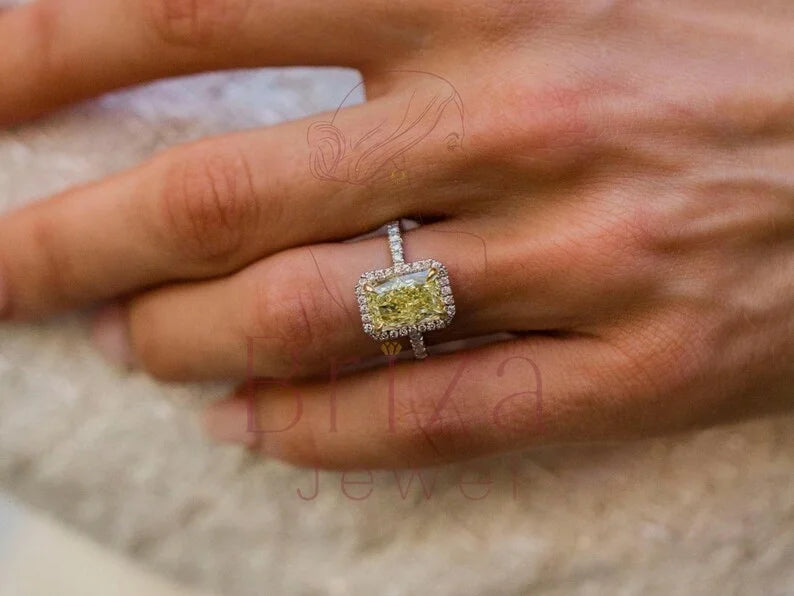 Radiant Cut Halo Engagement Ring - Gold Diamond | Briza Jewel