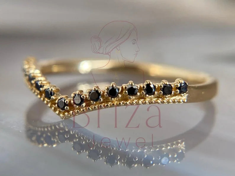 Black moissanite ring - Gold Diamond | Briza Jewel