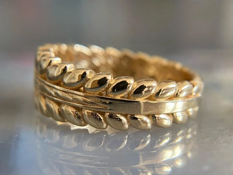 Vintage Gold Leaf Band – Textured Nature Wedding Band | Briza Jewel
