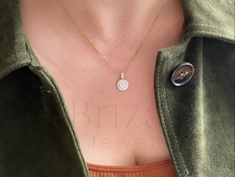 Round Diamond Pendant - Luxury Moissanite Necklace | Briza Jewel