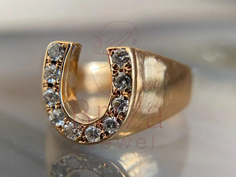 Gold Horseshoe Ring - Lab Grown Diamond | Briza Jewel