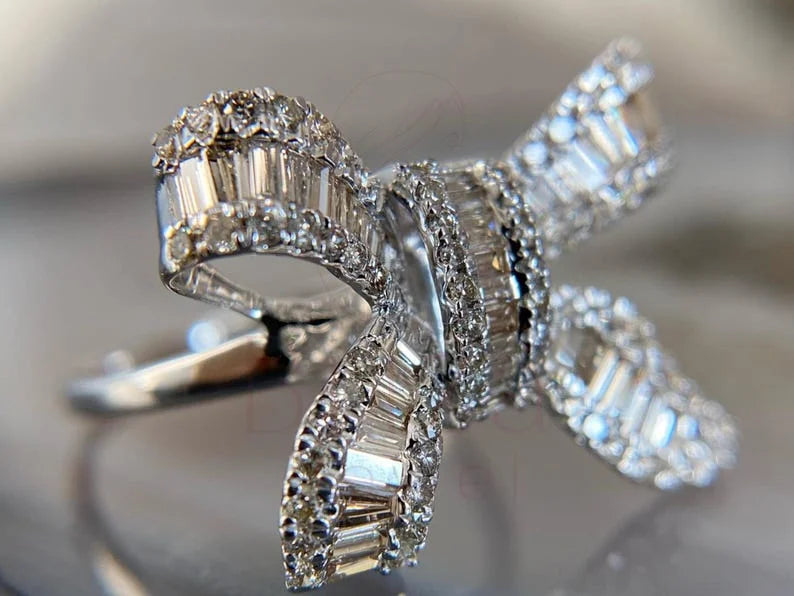 Baguette Diamond Engagement Ring | Briza Jewel