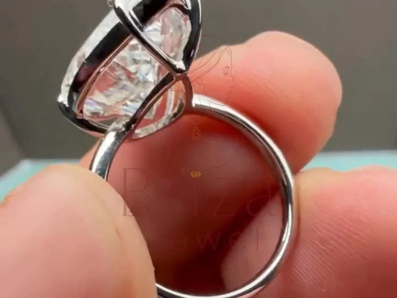 10 Carat Pear Shaped Diamond - Lab Grown | Briza Jewel