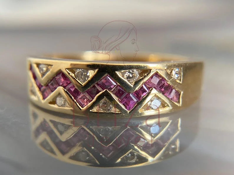 Wedding Band Chevron - Lab Grown Gold Diamond Vintage Ring | Briza Jewel