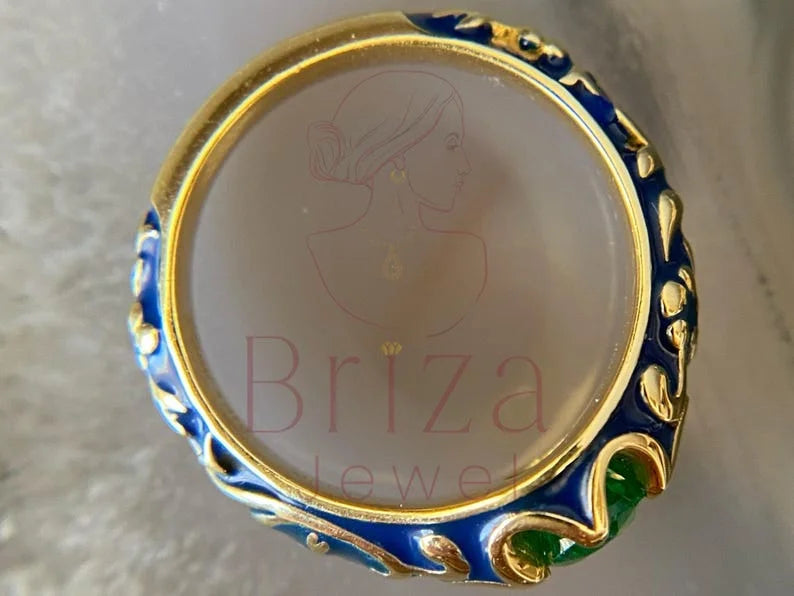 Vintage Emerald Ring - Gold | Briza Jewel