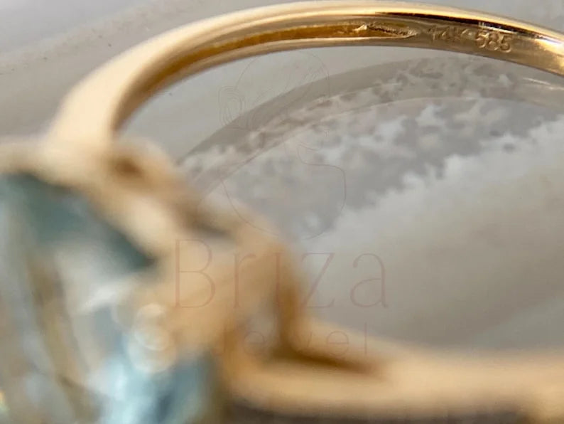 Blue Topaz Heart Ring - Gold Diamond | Briza Jewel