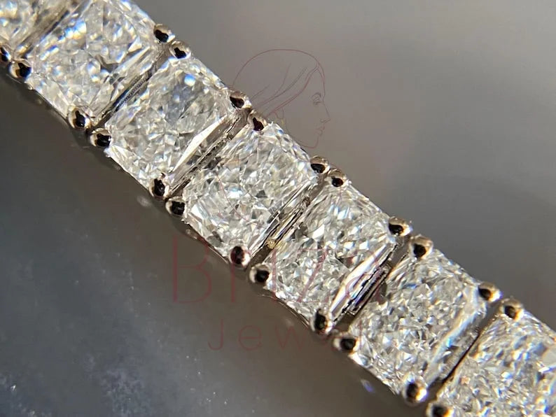 Emerald Tennis Bracelet - Lab Grown White Gold Diamond | Briza Jewel