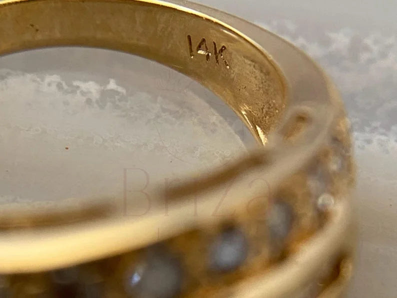 Yellow Gold Baguette Diamond Ring - 18K Yellow Gold Vintage | Briza Jewel