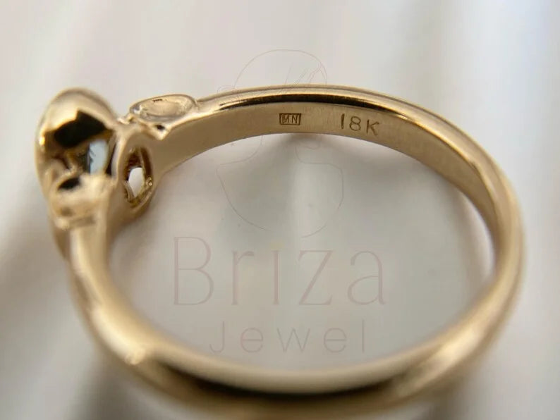 Oval Aquamarine Ring - Yellow Gold Bezel | Briza Jewel