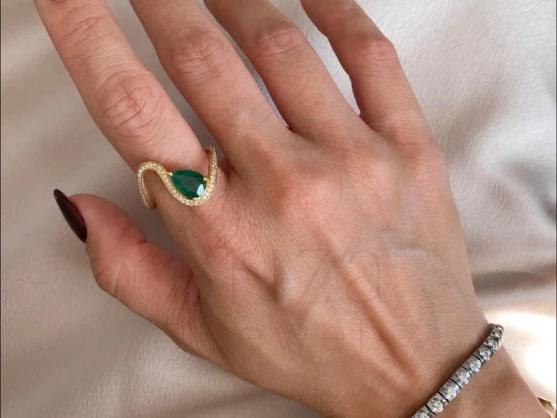 Pear Cut Emerald Ring - Lab Grown Gold Diamond | Briza Jewel